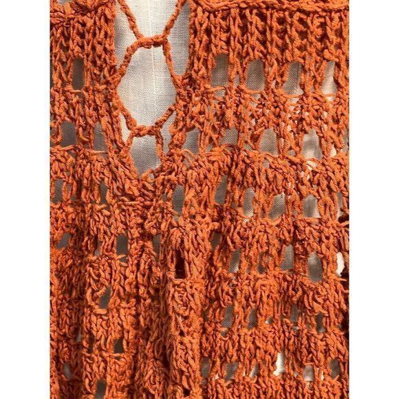 $148 Free People Crocheted Top in Burnt Orange - size M !has a hole! - Picture 5 of 9